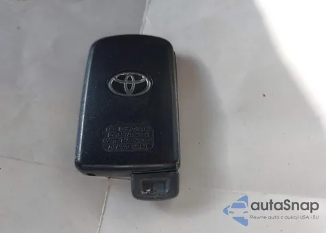 2018 Toyota Highlander Xle z USA, uszkodzony, nr VIN 5TDJZRFH1JS813390